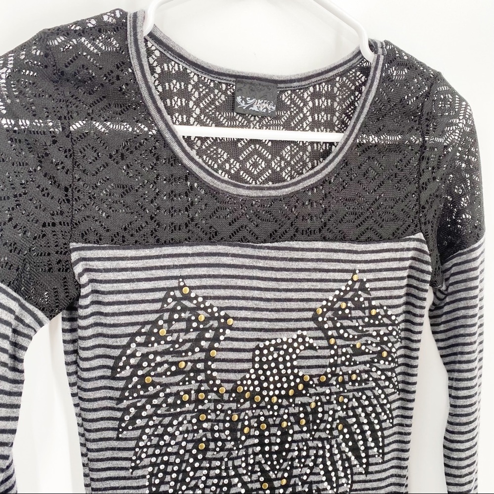 Daytrip Long Sleeve Eagle Embellished Top Black Lace Accent Shoulders XS - Picture 3 of 7
